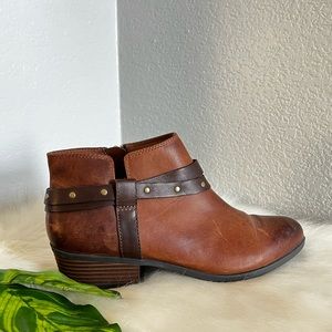 Clarks Addiy Zoie studded western ankle boots